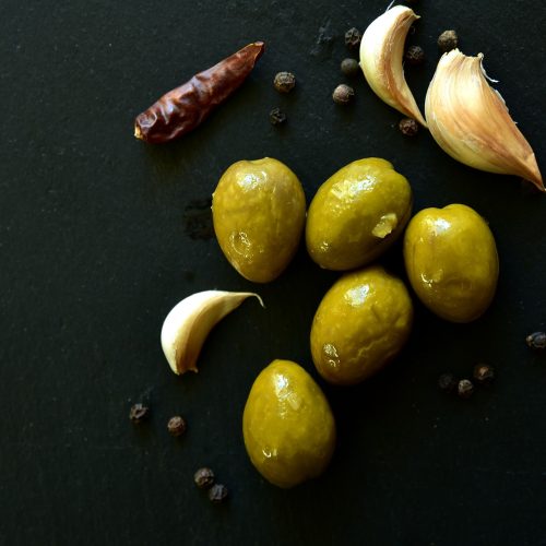 olives-3824077_1920